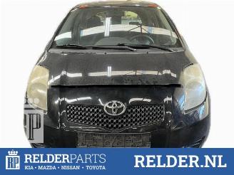 Toyota Yaris Yaris II (P9), Hatchback, 2005 / 2014 1.0 12V VVT-i picture 8