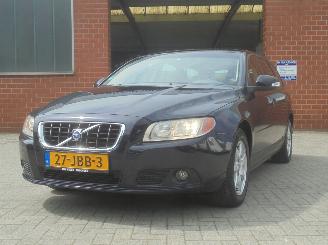 Volvo V-70 2.0D Limited Edition 136pk, Navi, Leer, Climate & Cruise control picture 2