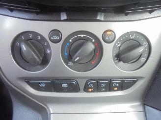 Ford Focus 1.0 EcoBoost Titanium, Airco, Cruise control picture 14