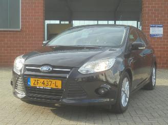 Ford Focus 1.0 EcoBoost Titanium, Airco, Cruise control picture 2