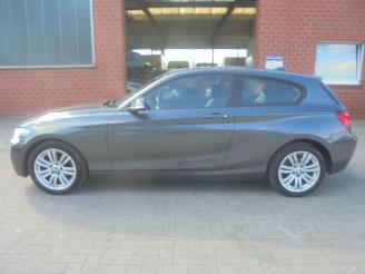 BMW 1-serie Business+, 220 pk , Navi, Airco, Cruise control, Leer picture 10