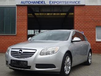Unfallwagen Opel Insignia Sports Tourer 1.8i 103kw, Airco, Cruise, Trekhaak 2012/2