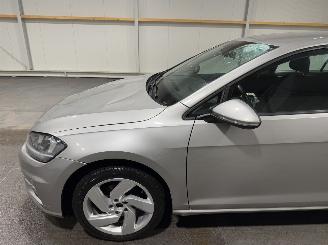 Volkswagen Golf 1.0TSI 63kW Navi Airco Trendline picture 13