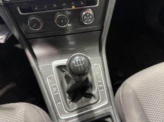 Volkswagen Golf 1.0TSI 63kW Navi Airco Trendline picture 38