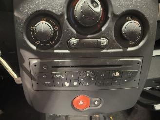 Renault Clio 1.2TCE 74kW Airco Collection picture 18