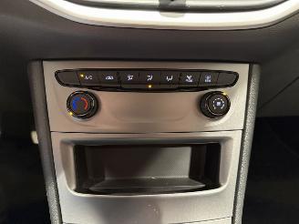 Opel Astra ST 1.2 81kW Navi Airco Edition picture 18