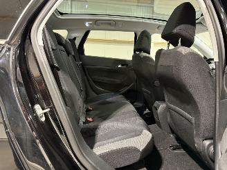 Peugeot 308 SW 1.2 PureTech 96kW Style picture 24