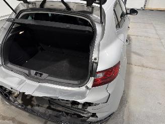 Renault Mégane 1.3TCE 103kW Automaat Bose picture 45