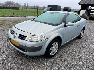 škoda osobní automobily Renault Mégane coupe cabrio automaat 2004/1