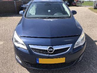 Schadeauto Opel Astra Astra 1.4 Cosmo 2010/6