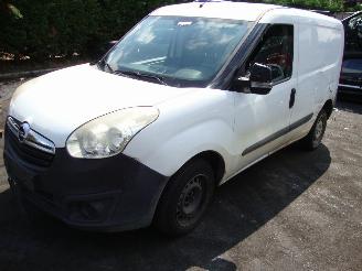 Vrakbiler auto Opel Combo  2014/1