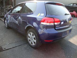 Volkswagen Golf  picture 3