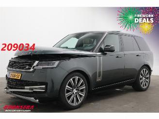 Schadeauto Land Rover Range Rover 3.0 P550e Autobiography PHEV 4X Massage/Memory Pano AHK 2024/1