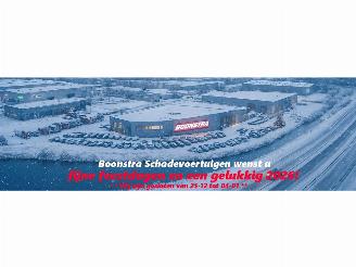 Vaurioauto  passenger cars   . 