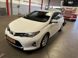 rozbiórka samochody osobowe Toyota Auris Auris (E18), Hatchback 5-drs, 2012 / 2019 1.6 Dual VVT-i 16V 2014/4