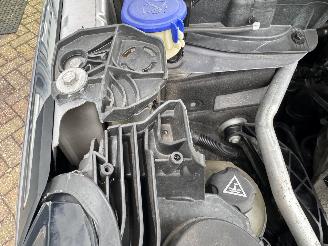 Peugeot 5008 1.2 PureTech 130 Executive 7-Pers. picture 14