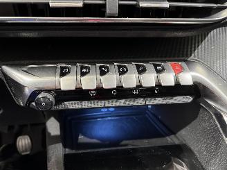 Peugeot 5008 1.2 PureTech 130 Executive 7-Pers. picture 12