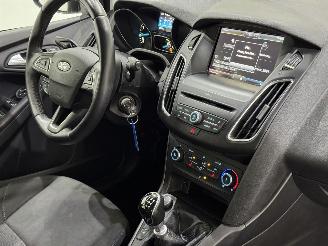 Ford Focus HB 1.0 EcoBoost Titanium Edition picture 6