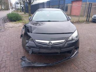 Opel Astra Astra J GTC (PD2/PF2), Hatchback 3-drs, 2011 / 2018 1.4 Turbo 16V ecoFLEX 140 picture 2