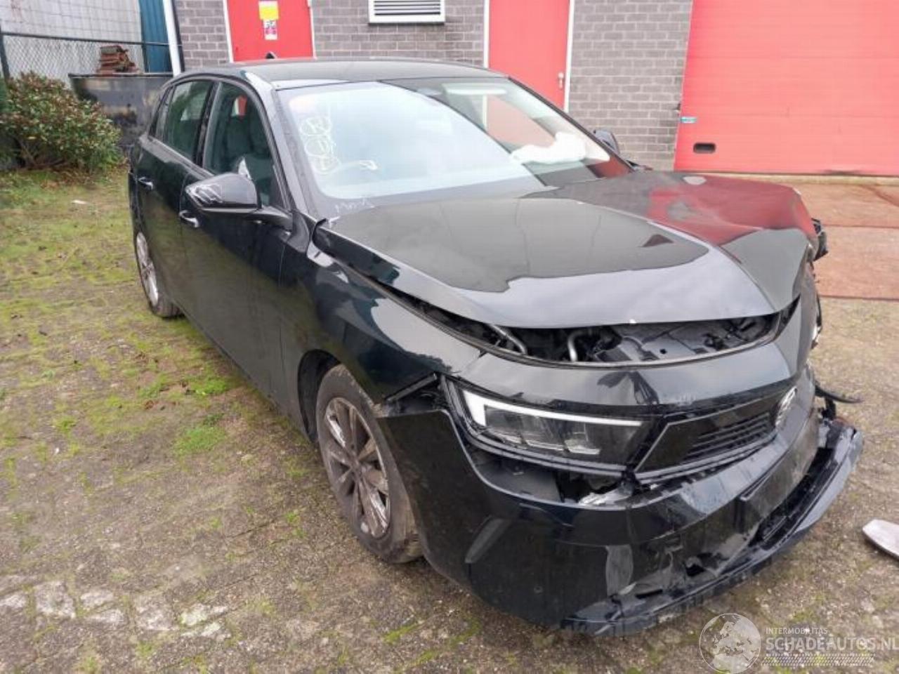 Opel Astra Astra L (F3/FB/FM/FP), Hatchback 5-drs, 2021 1.2 Turbo 110 12V