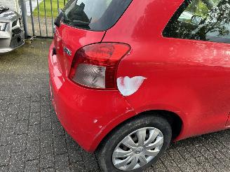 Toyota Yaris 1.0  3 Drs picture 4