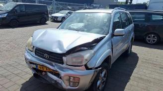 Auto da rottamare Toyota Rav-4 RAV4 (A2), Terreinwagen, 2000 / 2005 2.0 16V VVT-i 4x4 2002/7