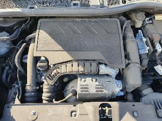 Peugeot 2008 P24E 1.2P Aut. picture 14