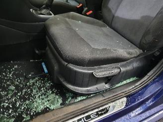 Volkswagen Polo 6R 1.2 12v Comfortline picture 24