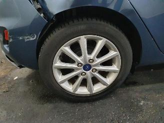 Ford Fiesta 1.0 EcoBoost Titanium picture 19