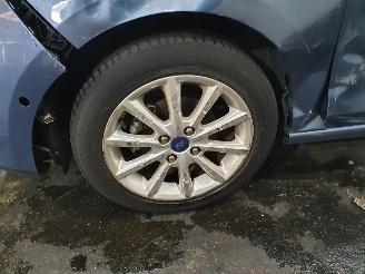 Ford Fiesta 1.0 EcoBoost Titanium picture 26