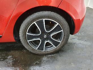 Renault Clio 0.9 TCe Expression picture 23