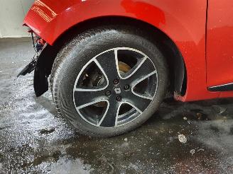 Renault Clio 0.9 TCe Expression picture 26