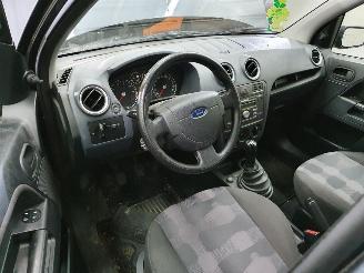 Ford Fusion 1.4 16v Champion picture 8