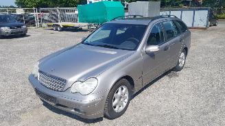 Coche siniestrado Mercedes C-klasse W203 Zilver 723U Onderdelen deur Bumper 2003/7