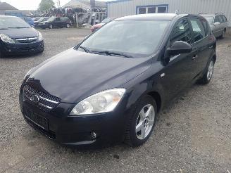 Kia Cee d Black Pearl 1K Onderdelen Bumper Deur picture 1