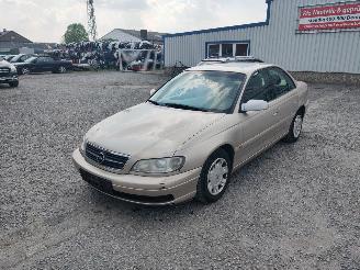demontáž osobní automobily Opel Omega 2.2 16V Beige Z489 Onderdelen Y22XE Motor 2000/3