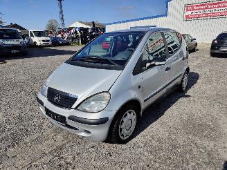 Mercedes A-klasse 140L Zilver 761 Onderdelen 716501 Bak picture 1