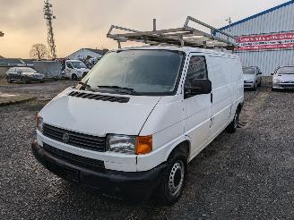 Vrakbiler auto Volkswagen Transporter 2.4 TDI 1999/2