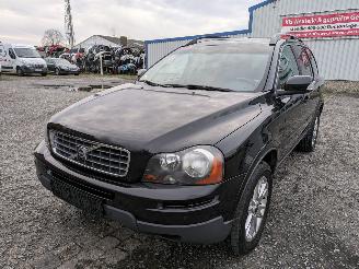 Volvo Xc-90 2.4 picture 1
