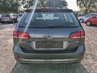 Volkswagen Golf 1.0 TSI picture 6