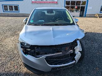 Opel Crossland X 1.2 picture 2