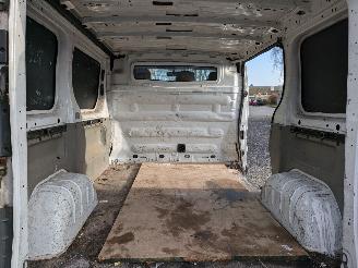 Opel Vivaro 1.9 CDTI picture 11