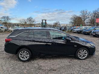 Opel Astra 1.6 D picture 4