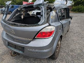 Opel Astra 1.8 picture 5