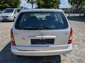 Opel Astra 1.6 picture 6