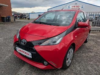 Gebrauchtwagen PKW Toyota Aygo 1.0 2015/3