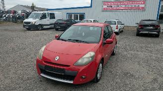 Autoverwertung Renault Clio R 2011/5
