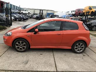 skadebil auto Fiat Punto Evo 0.9 Twinair 74kW E6 2014/3