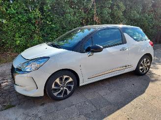 DS Automobiles DS 3  picture 11