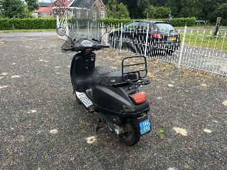 AGM  Vx 50 picture 3